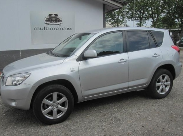 LHD TOYOTA RAV 4